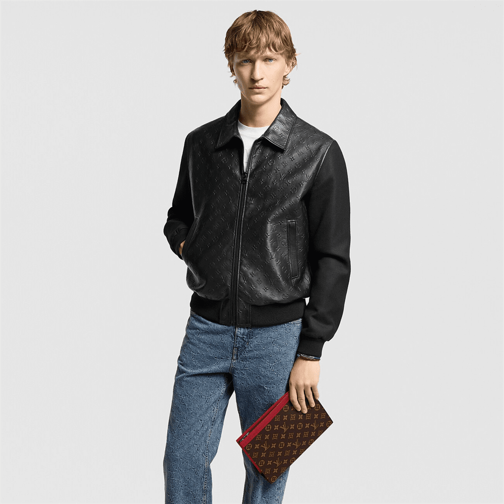 Louis Vuitton M12817 Pochette Voyage MM