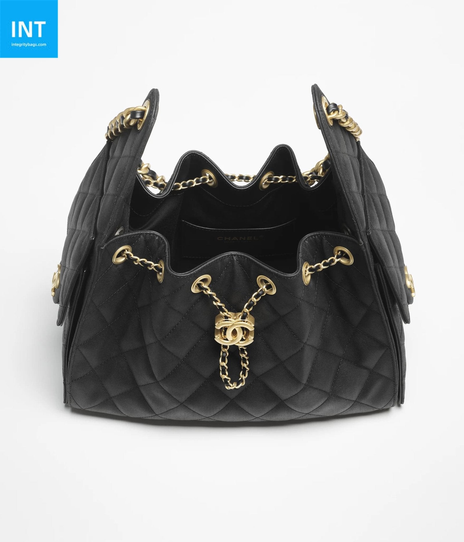 CHANEL 25 Small Handbag