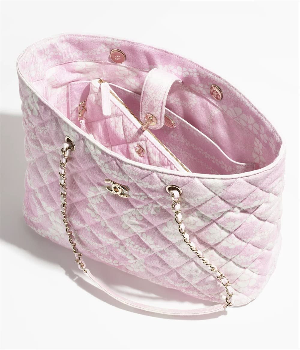 Chanel Shopping Bag