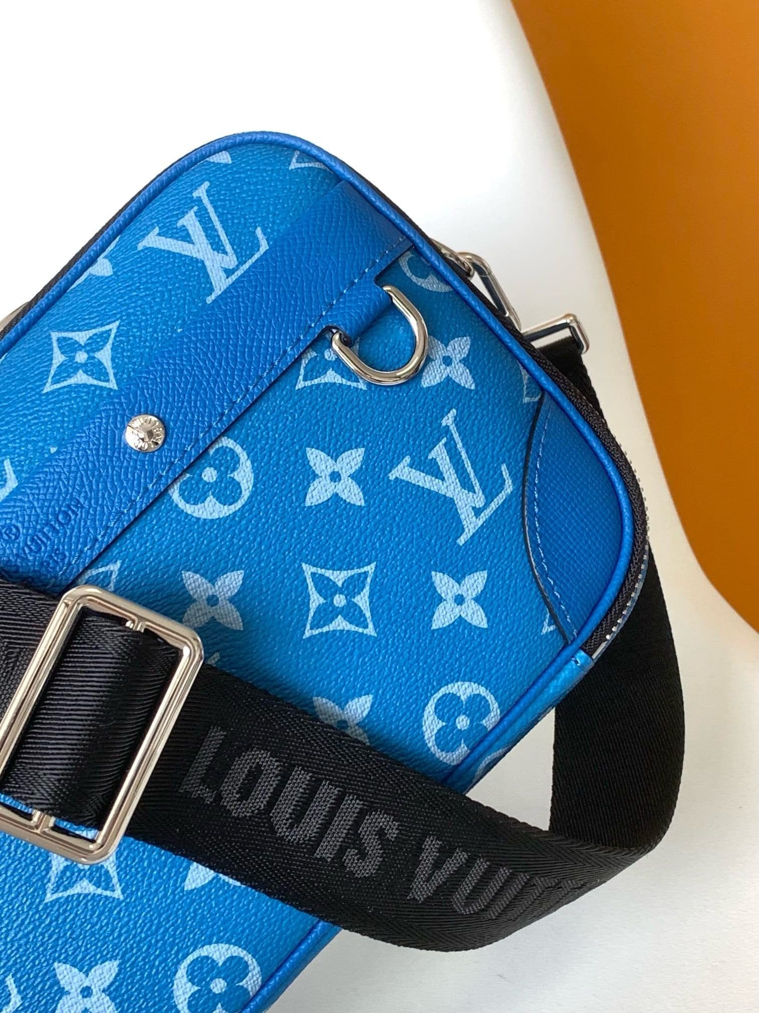 Louis Vuitton M31016 Alpha Messenger
