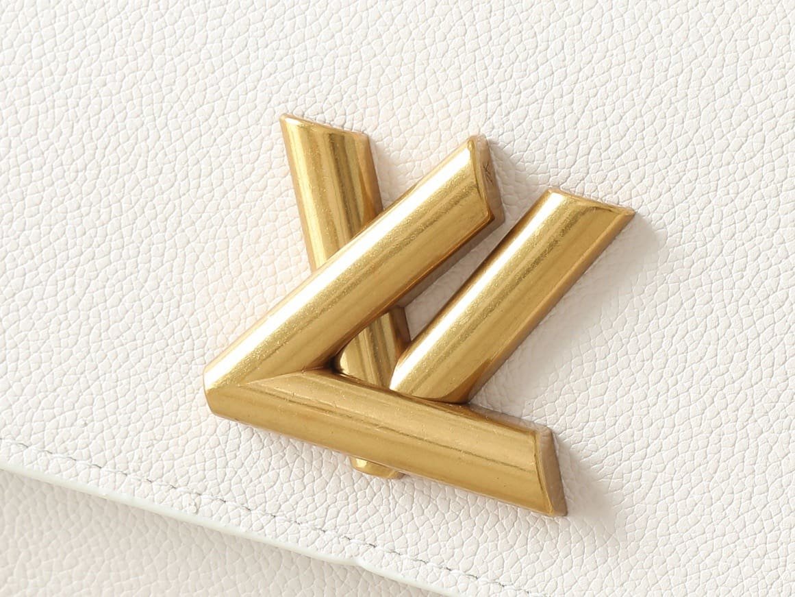 Louis Vuitton M25359 Soft Twist