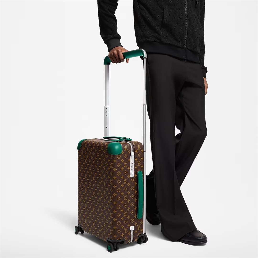 Louis Vuitton M12610 Horizon 55