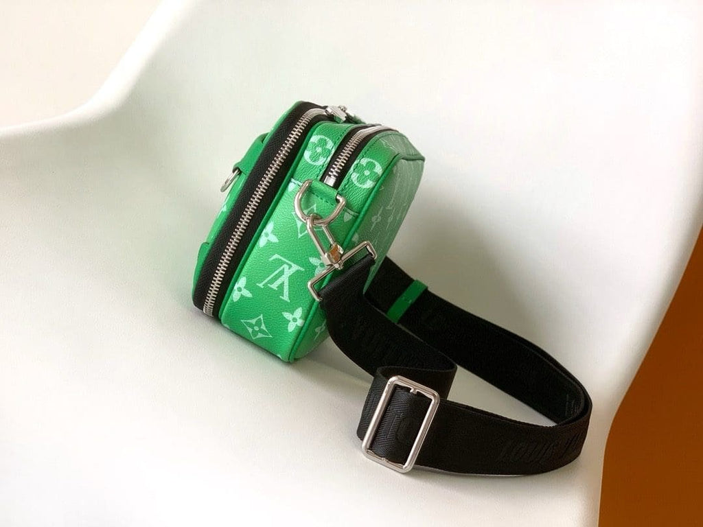 Louis Vuitton M31014 Alpha Messenger