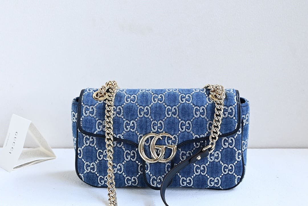 Gucci Marmont small shoulder