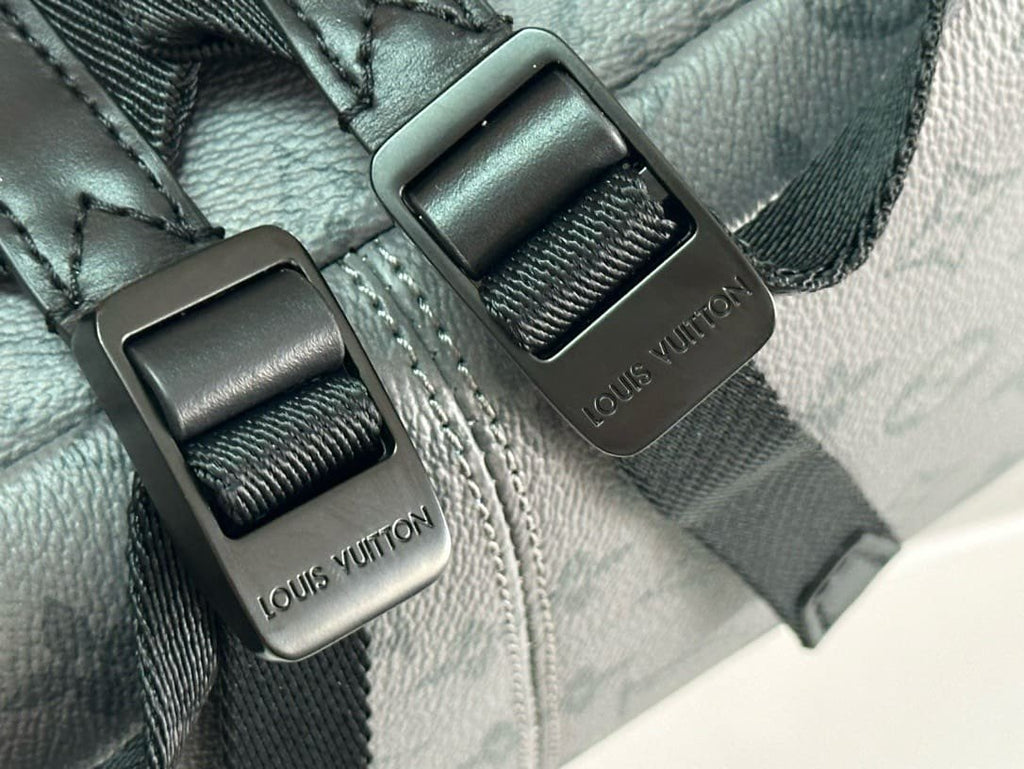 Louis Vuitton M11641 Discovery Backpack PM
