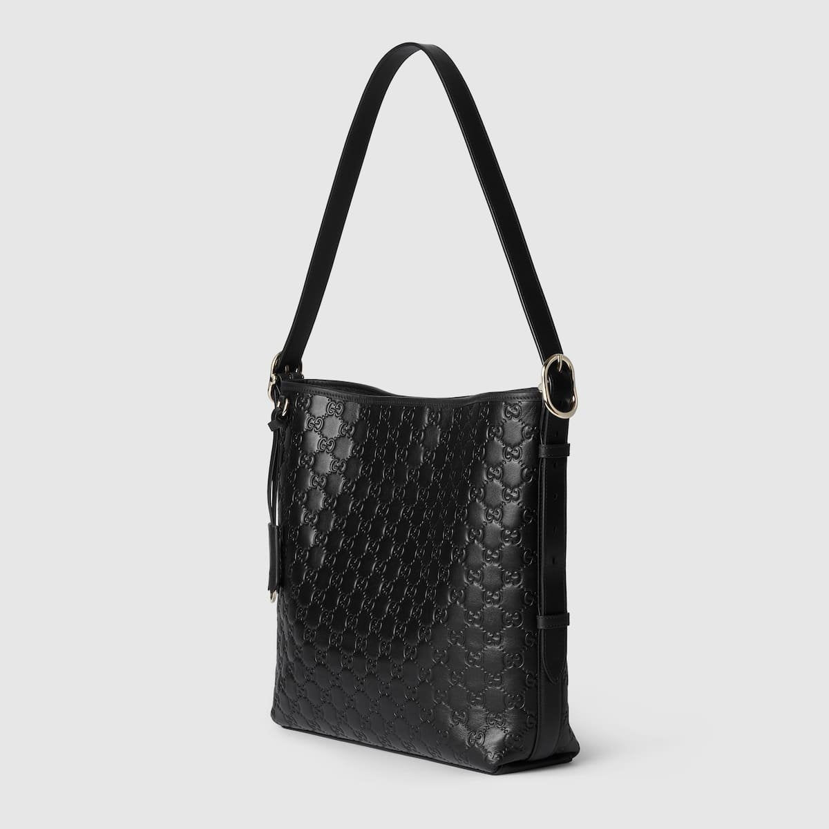 Gucci Emblem medium shoulder bag
