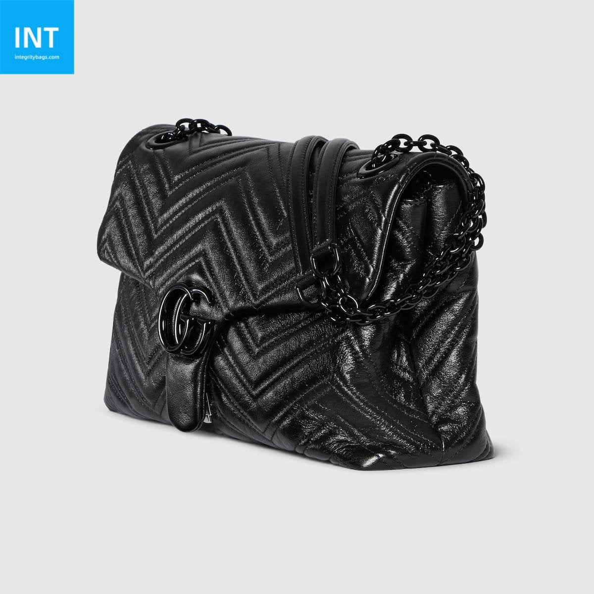Gucci Marmont medium shoulder bag