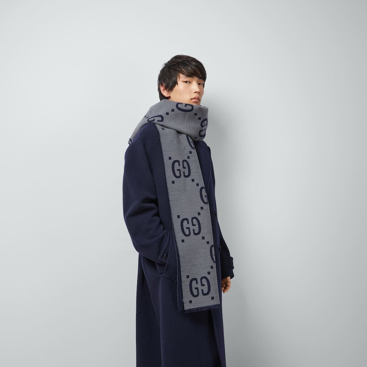Gucci jacquard wool silk scarf