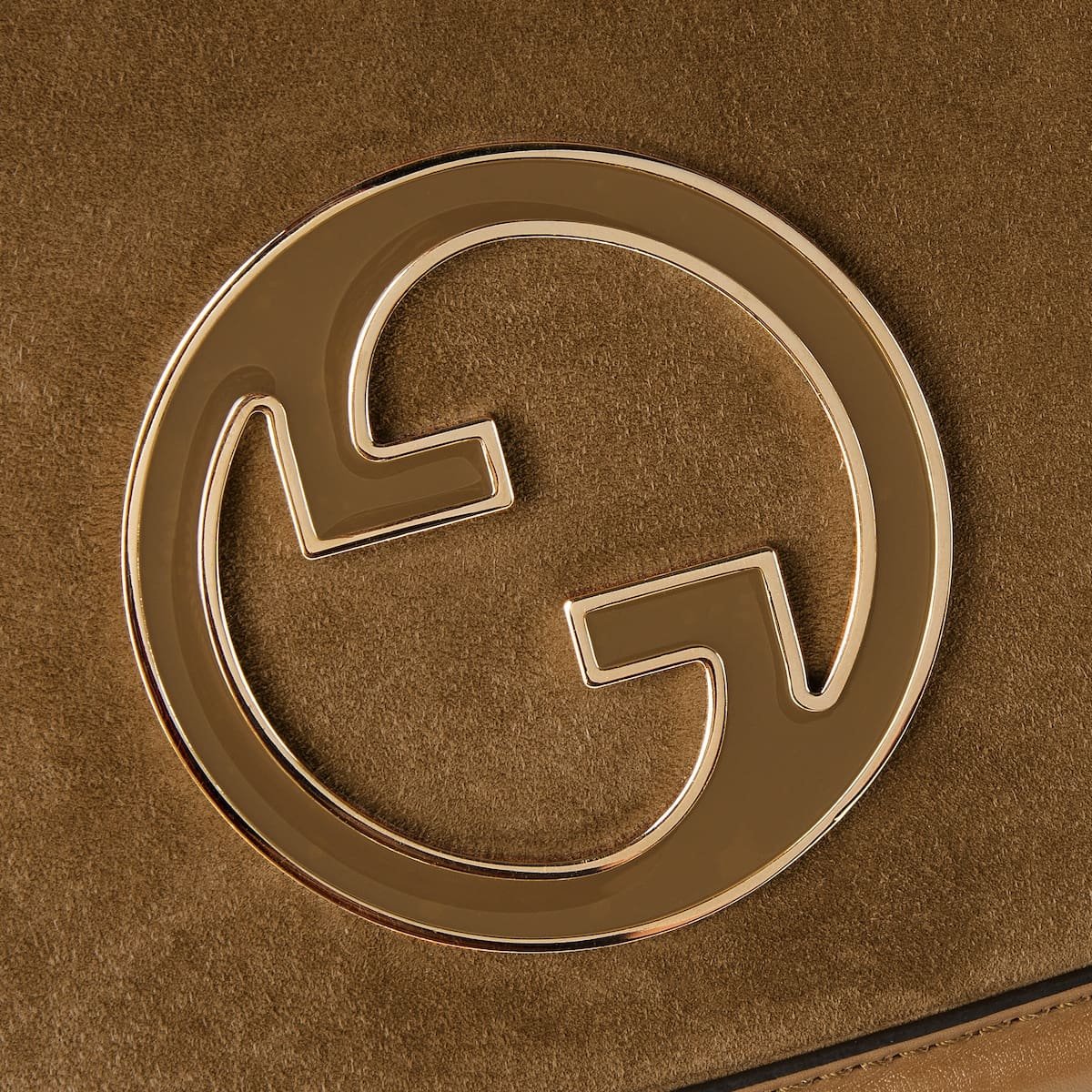 Gucci Blondie medium shoulder bag