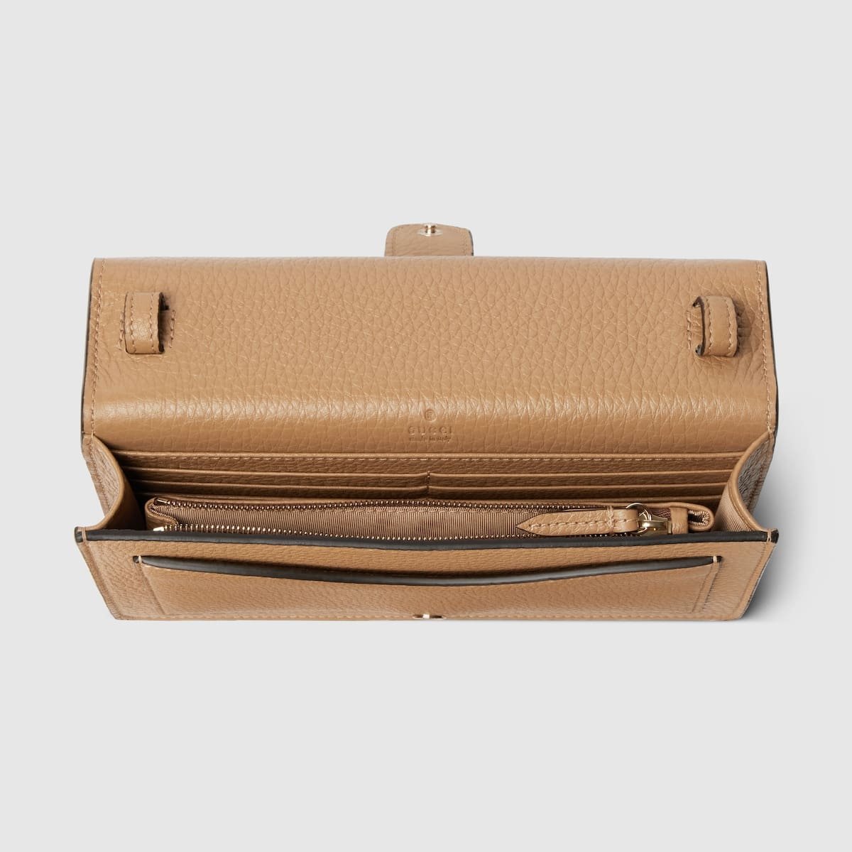 Gucci Dionysus wallet on chain
