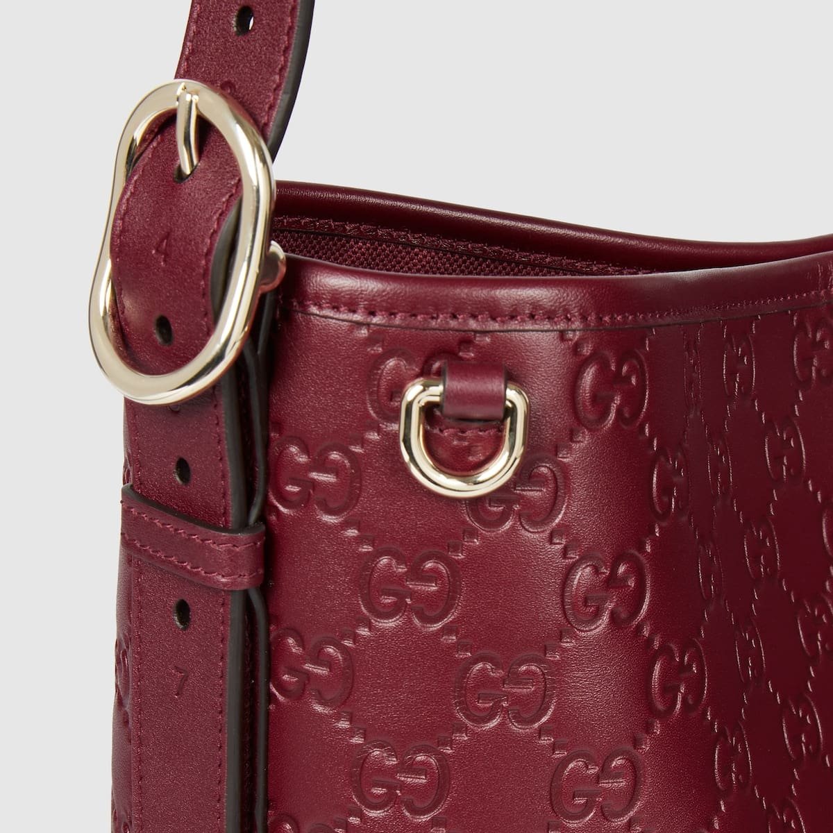 Gucci Emblem medium shoulder bag