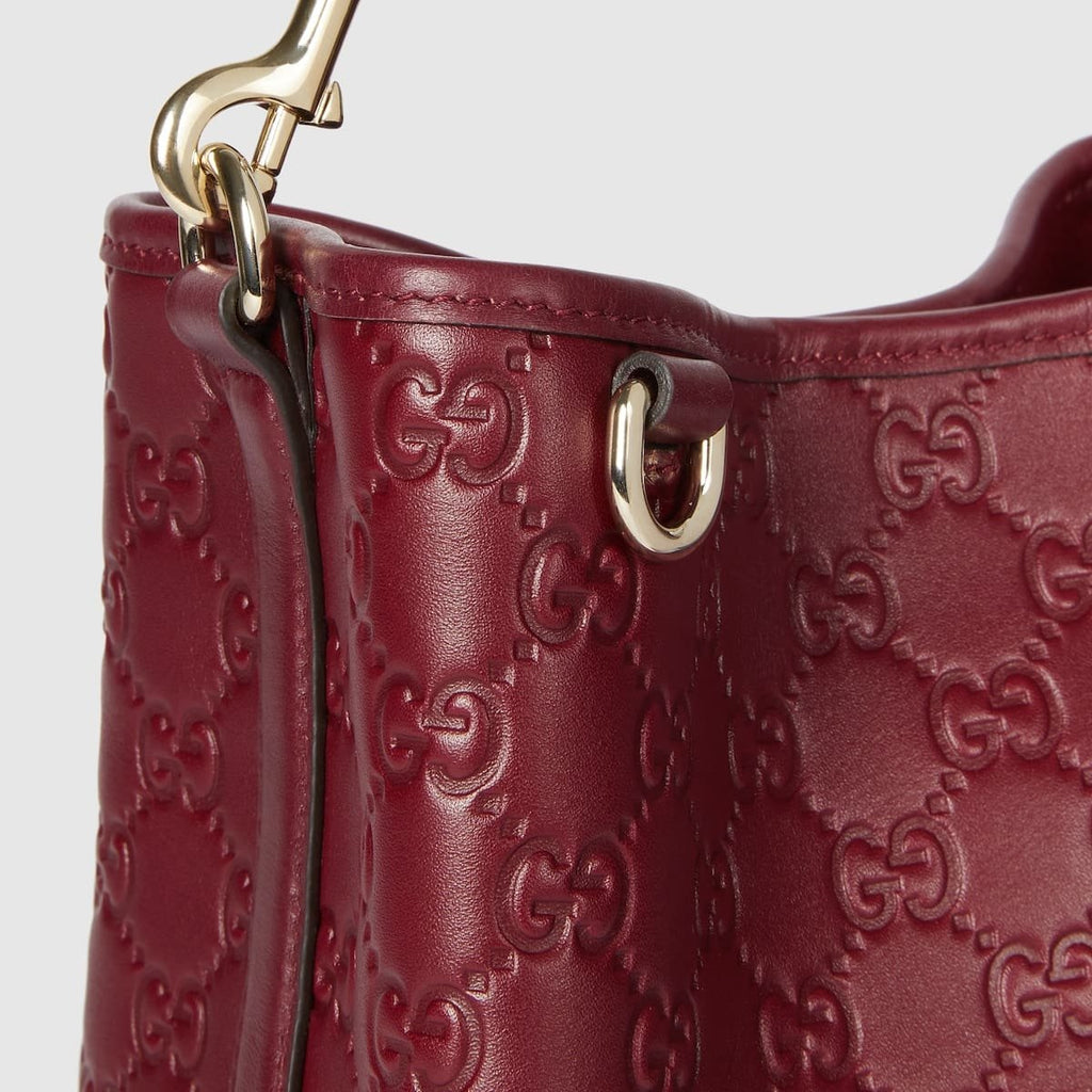 Gucci Emblem small bucket bag