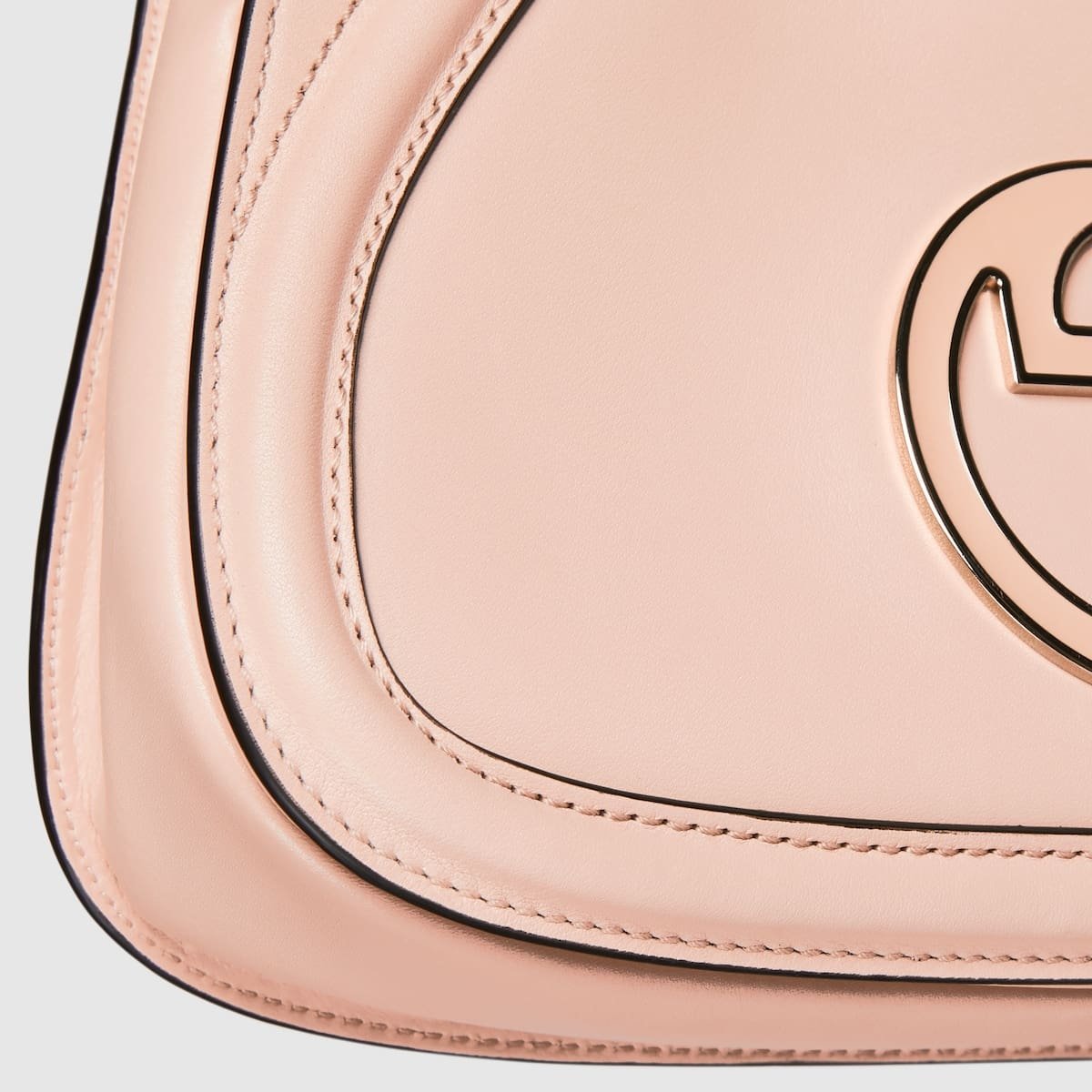 Gucci Blondie medium shoulder bag