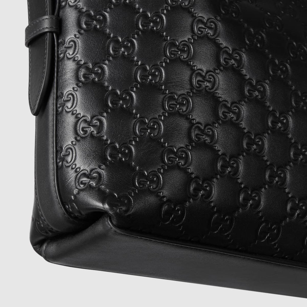 Gucci Emblem medium shoulder bag