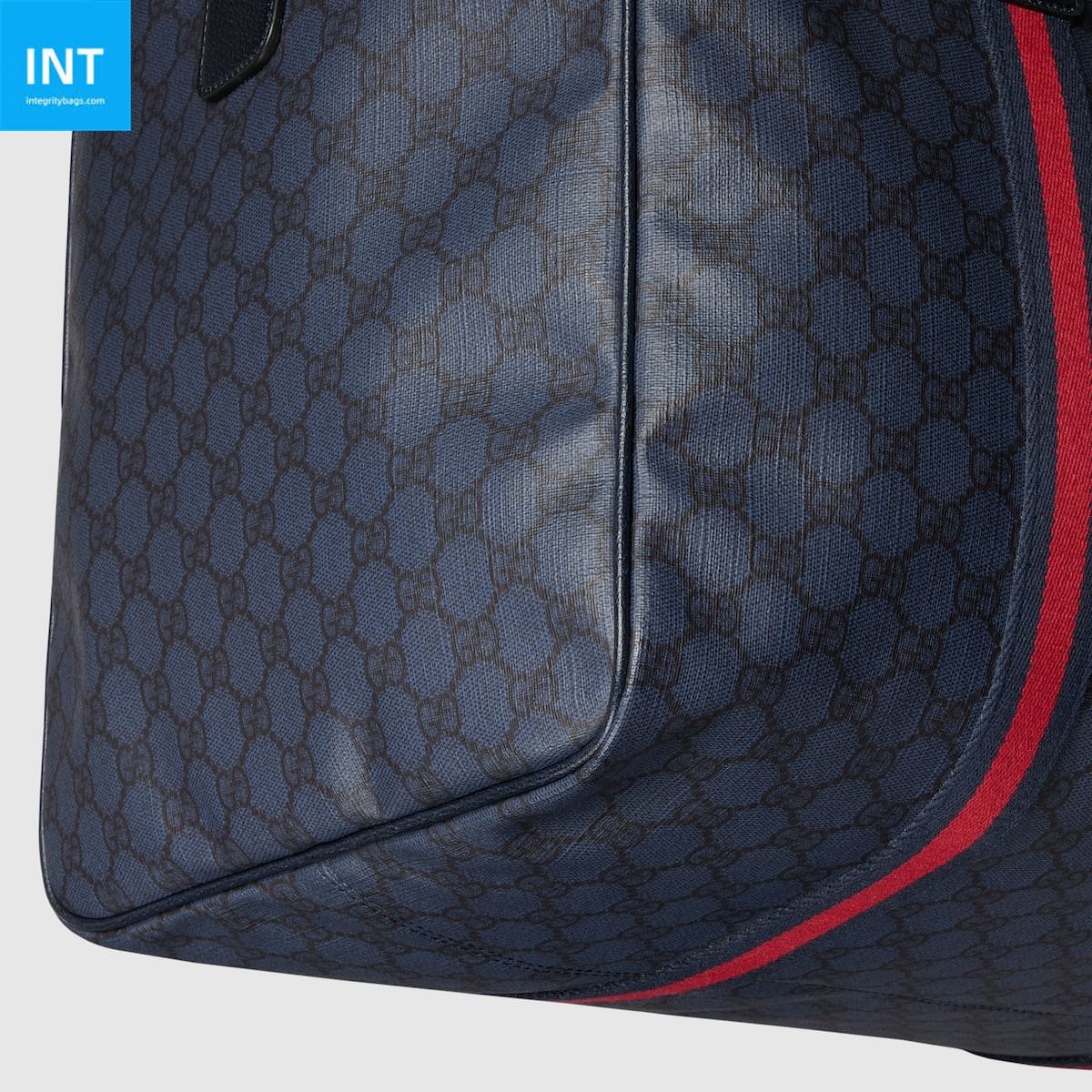 Gucci Medium duffle bag with Web