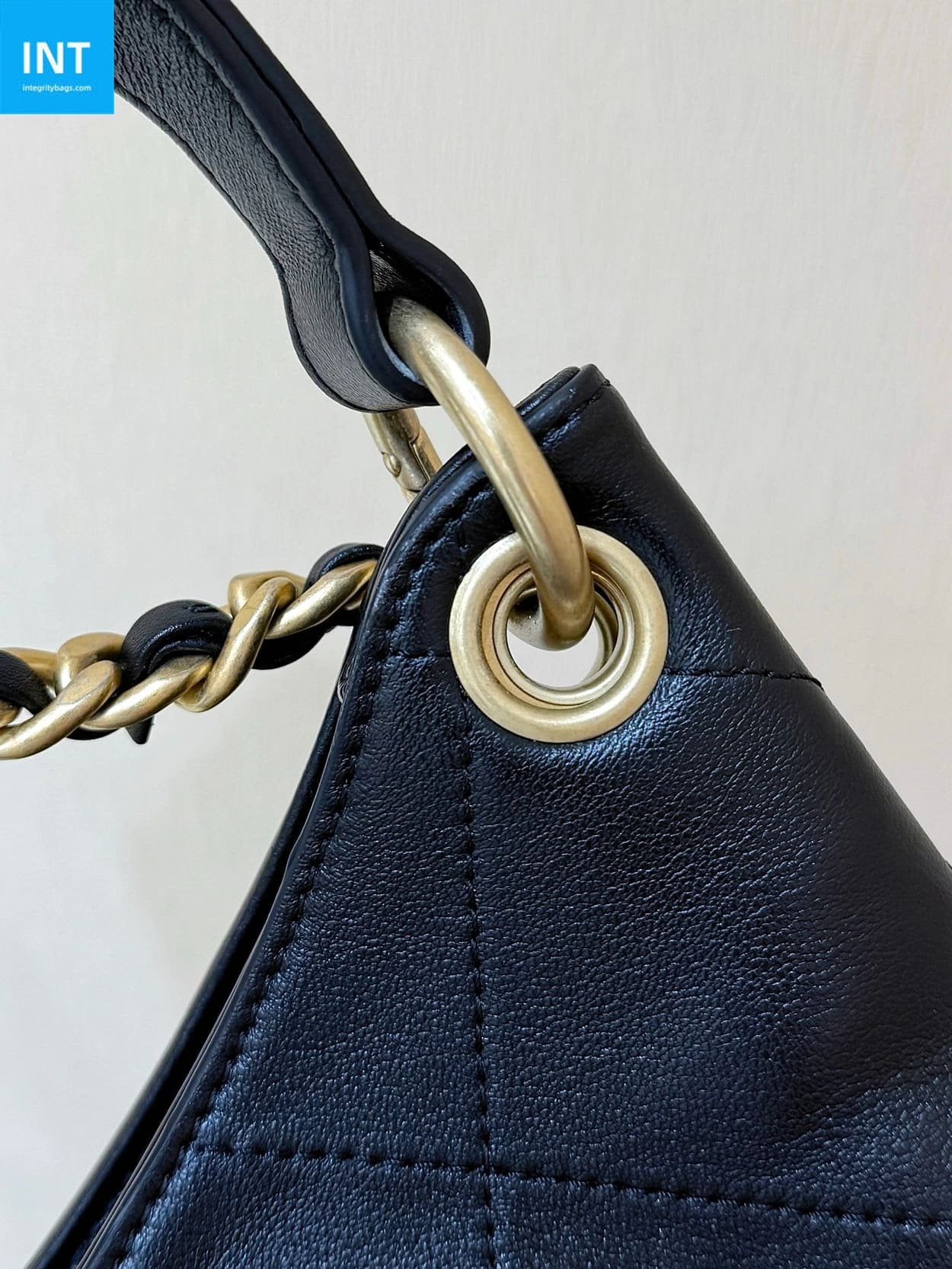 Chanel Maxi Hobo Bag AS5970
