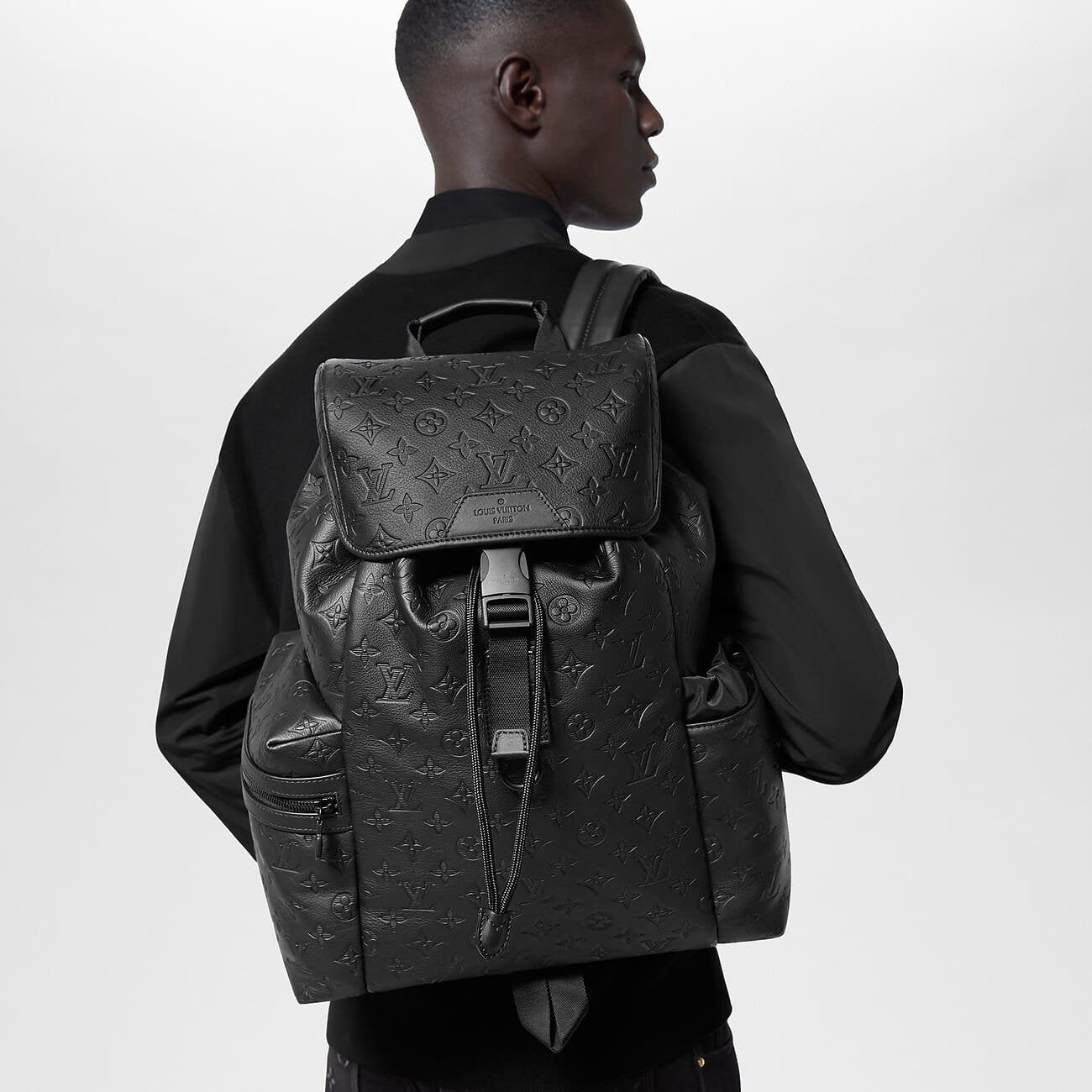Louis Vuitton M43680 Discovery Backpack