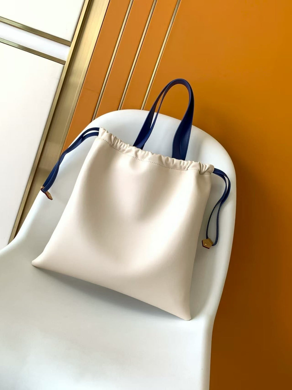Louis Vuitton M15235 Dust Bag Tote