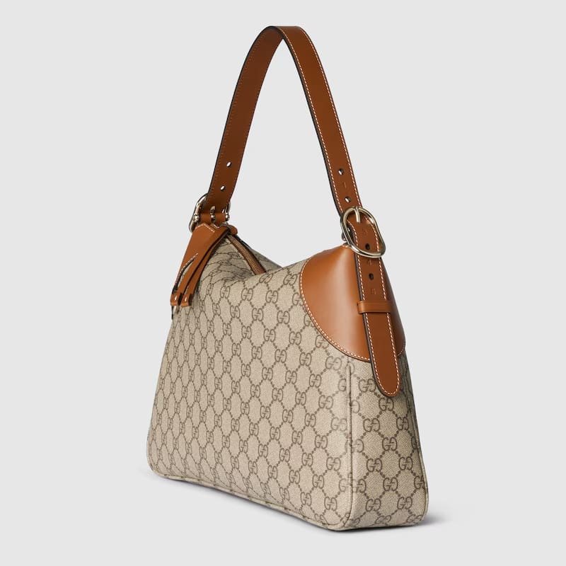 GG Emblem medium shoulder bag