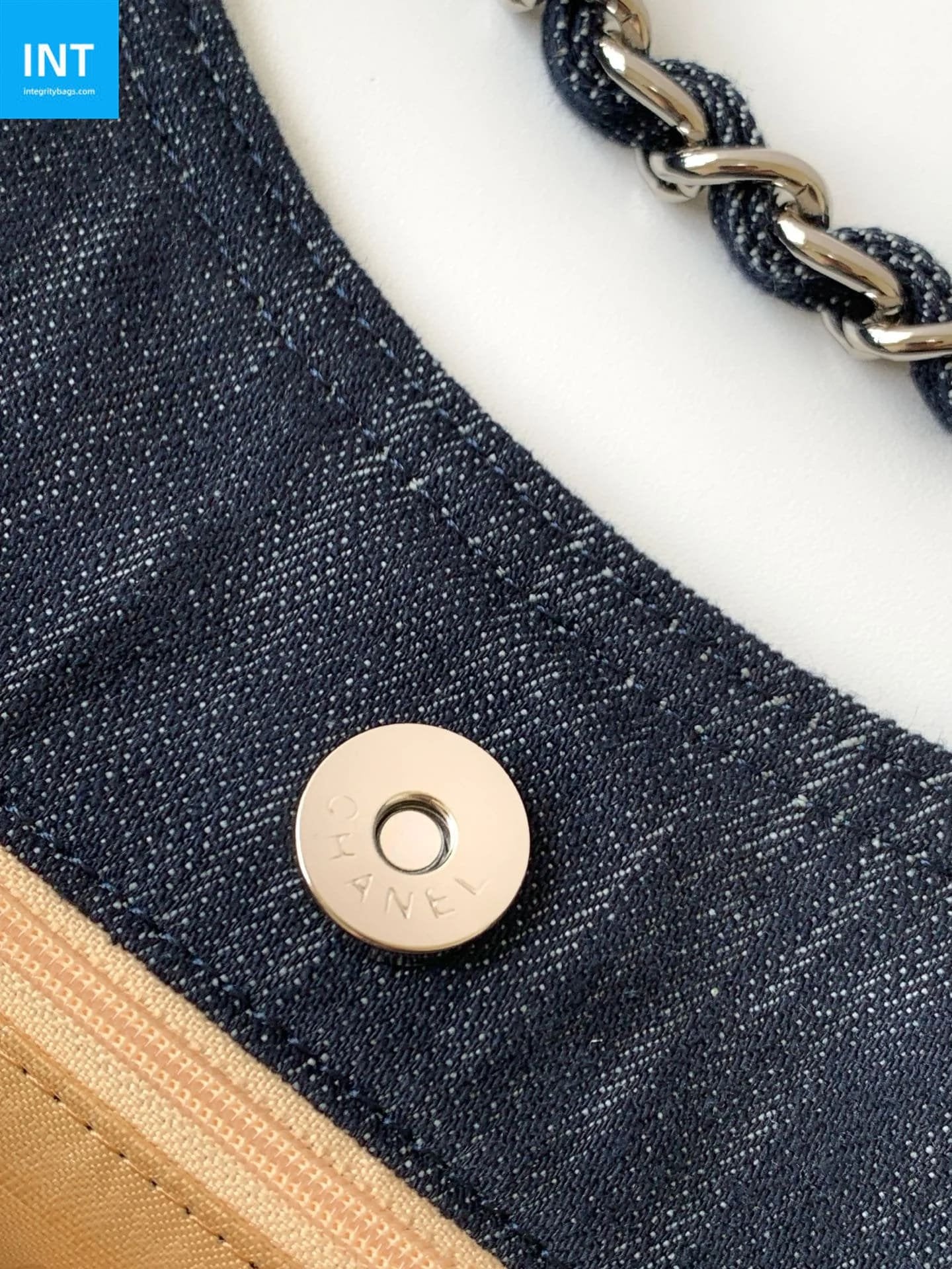 Chanel 25 Tote Bag Navy Blue 48cm Denim Leather