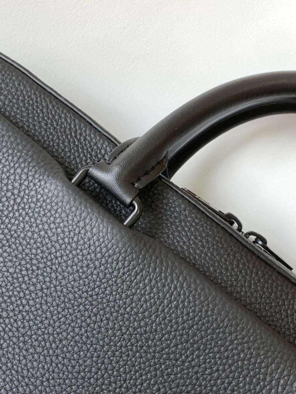 Louis Vuitton M23778 PILOT Briefcase