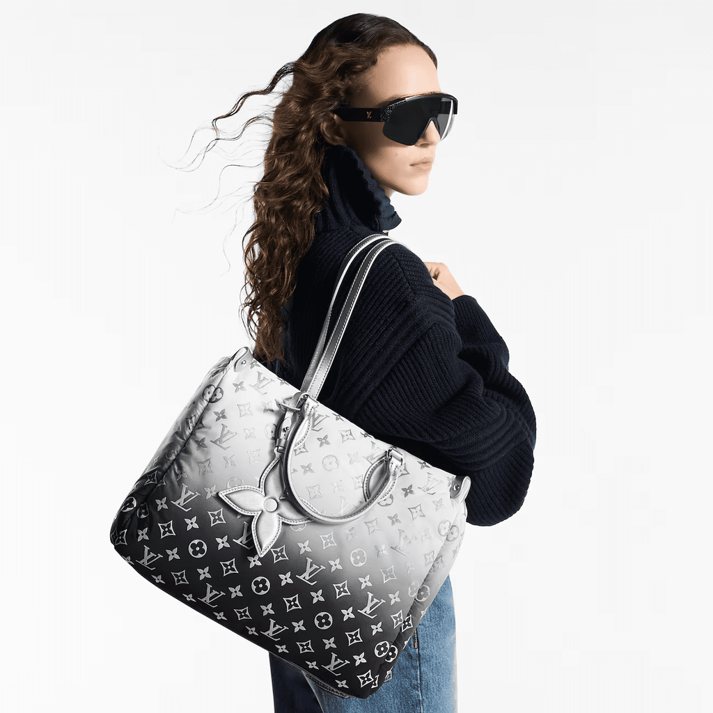 Louis Vuitton M11847 OnTheGo MM