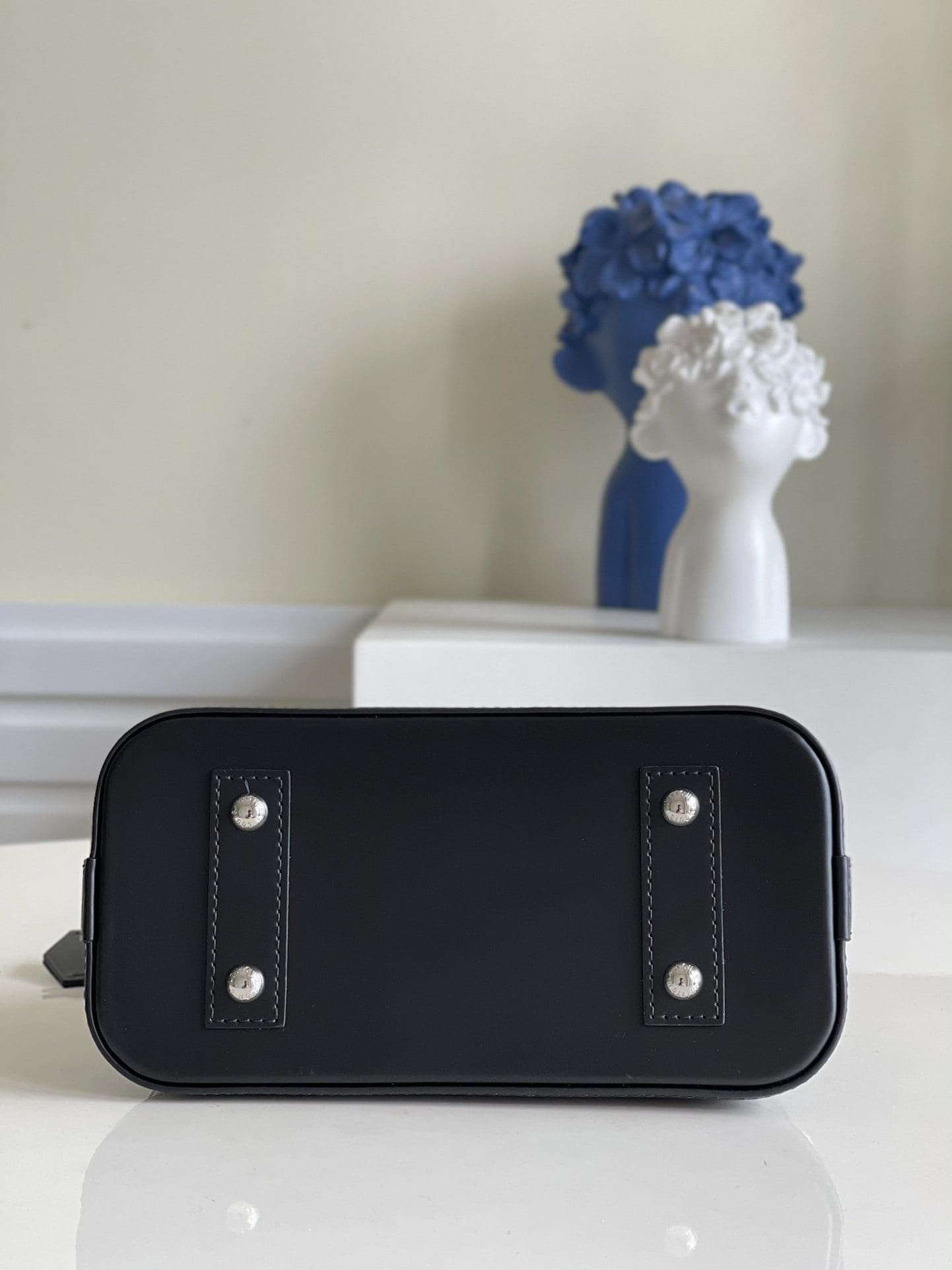 Louis Vuitton M40302 Alma PM