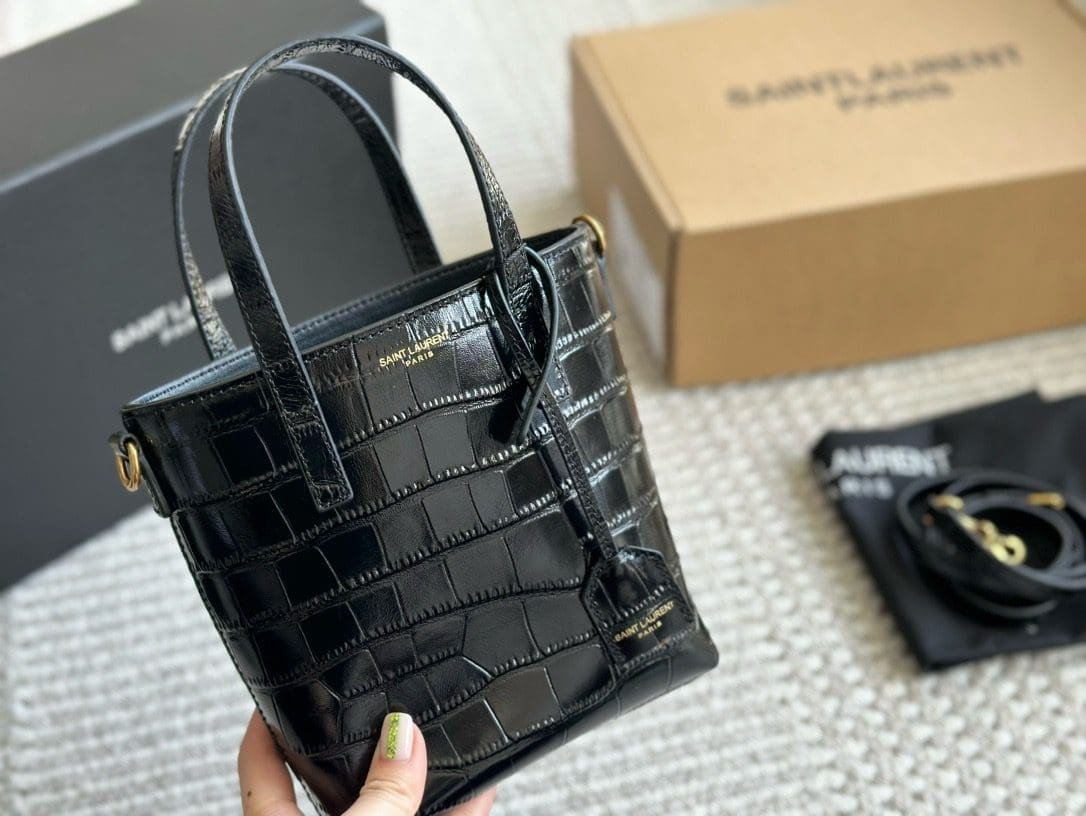 SAINT LAURENT Toy Shopping N/S leather tote bag