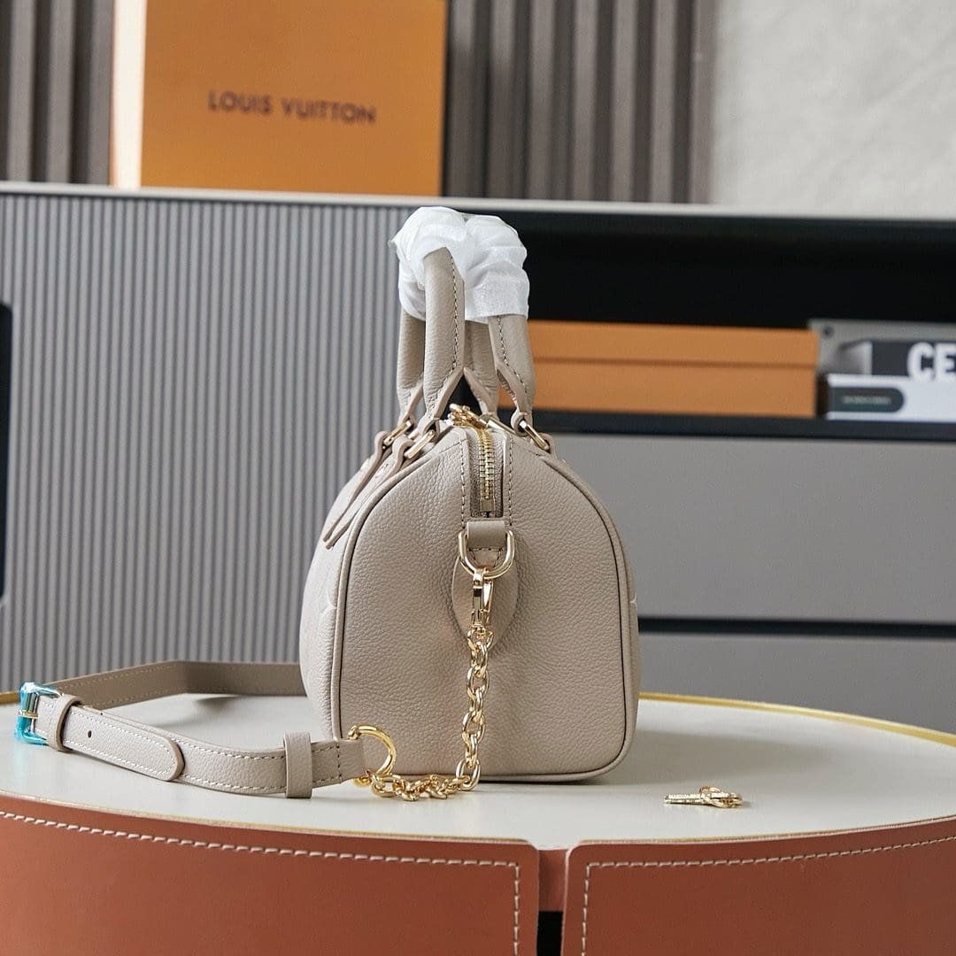 Louis Vuitton M46575 Speedy Bandoulière 20