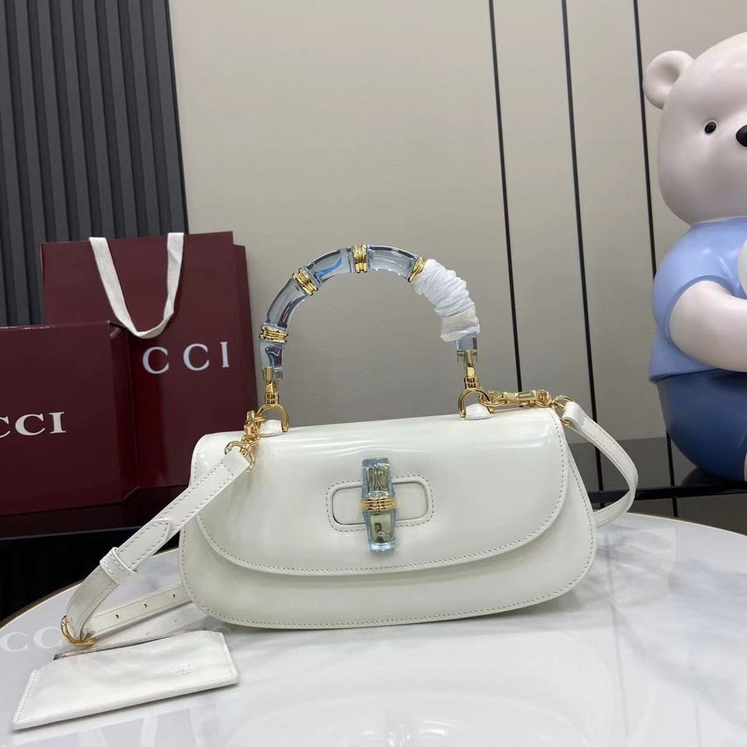 GUCCI BAMBOO DIVA MEDIUM BAG