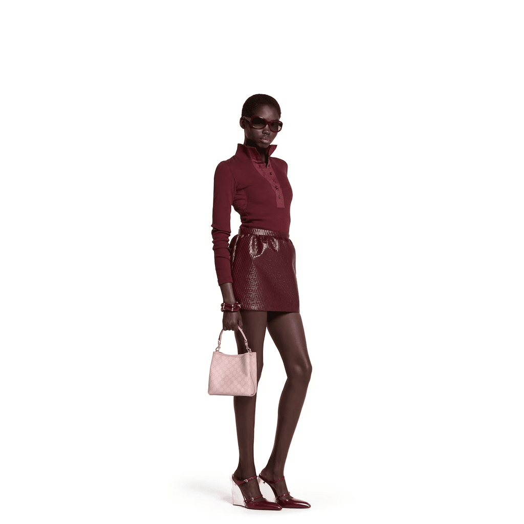 GUCCI EMBLEM SMALL BUCKET BAG