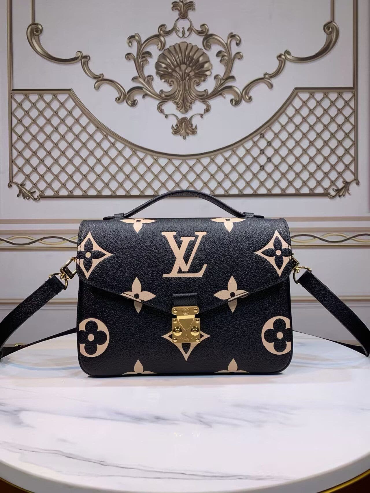 Louis Vuitton M45773 Pochette Métis