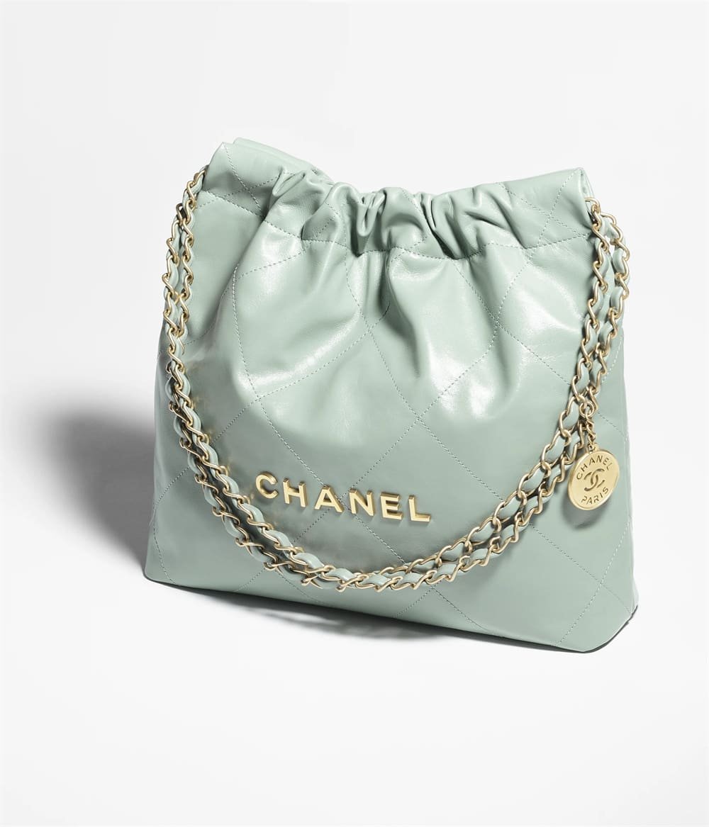 CHANEL 22 Small Handbag