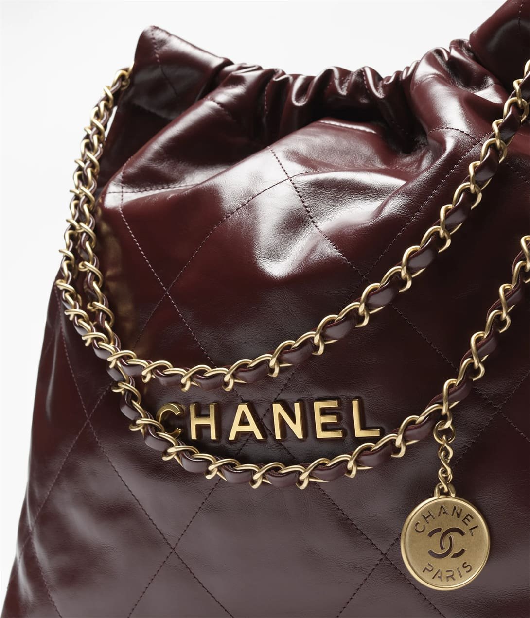 CHANEL 22 Handbag