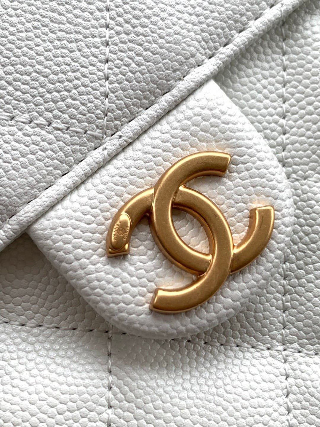 CHANEL 25 Medium Handbag