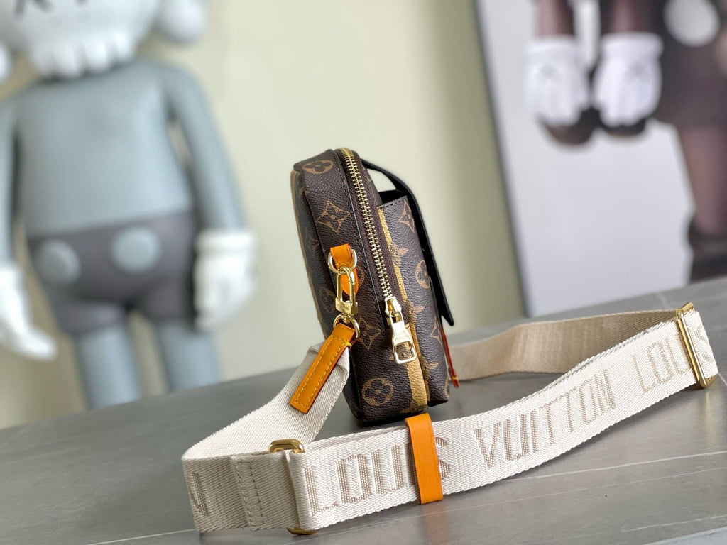 Louis Vuitton M81005 FLAP DOUBLE PHONE BAG