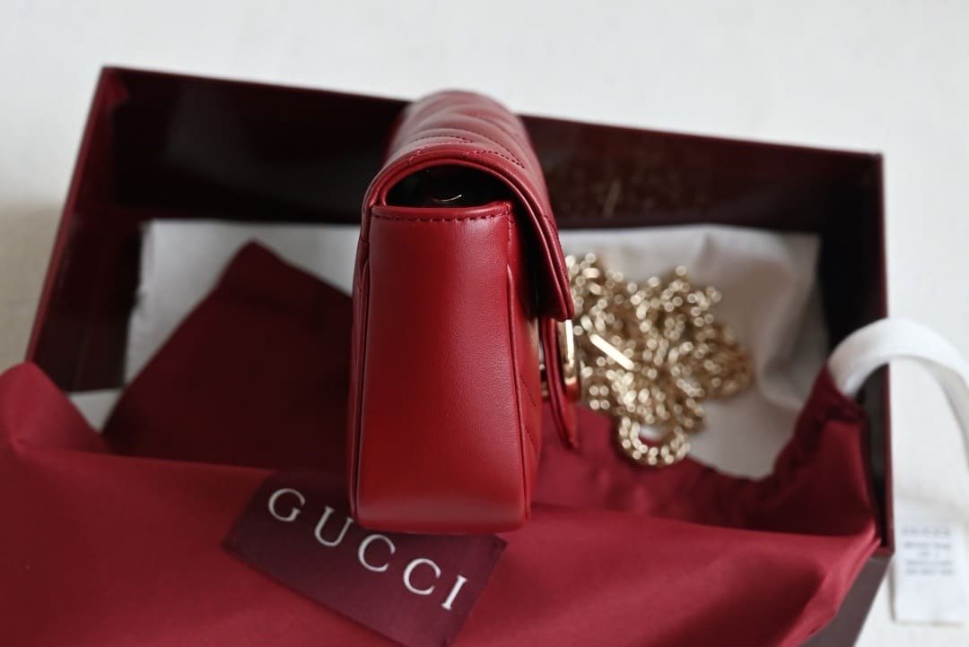 GUCCI Marmont super mini bag