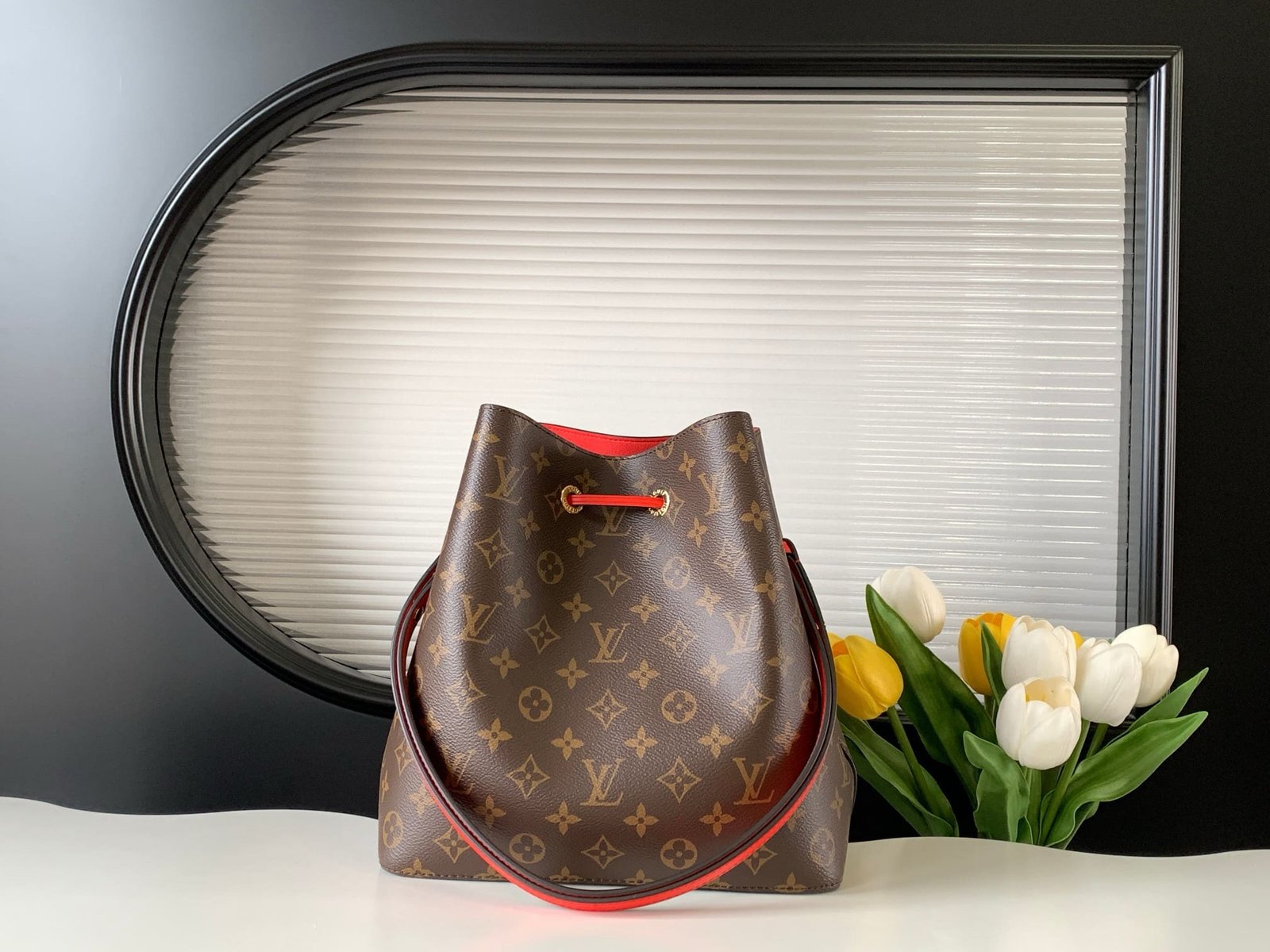 LOUIS VUITTON NéoNoé MM M44021