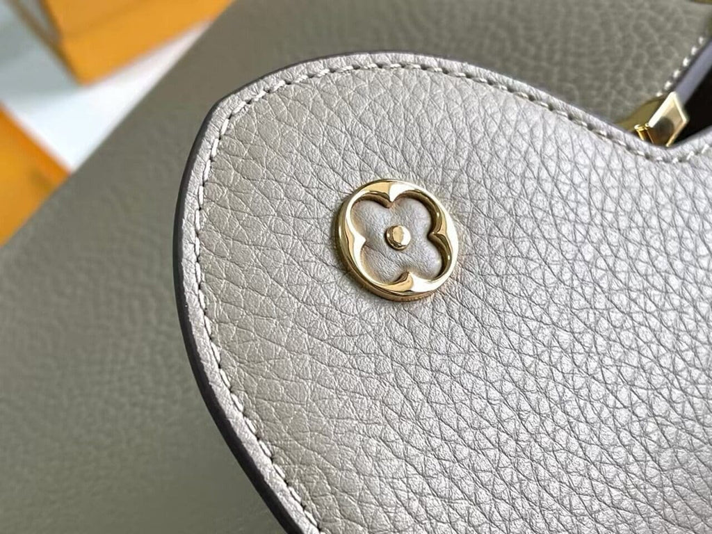 Louis Vuitton M24567 Capucines Mini