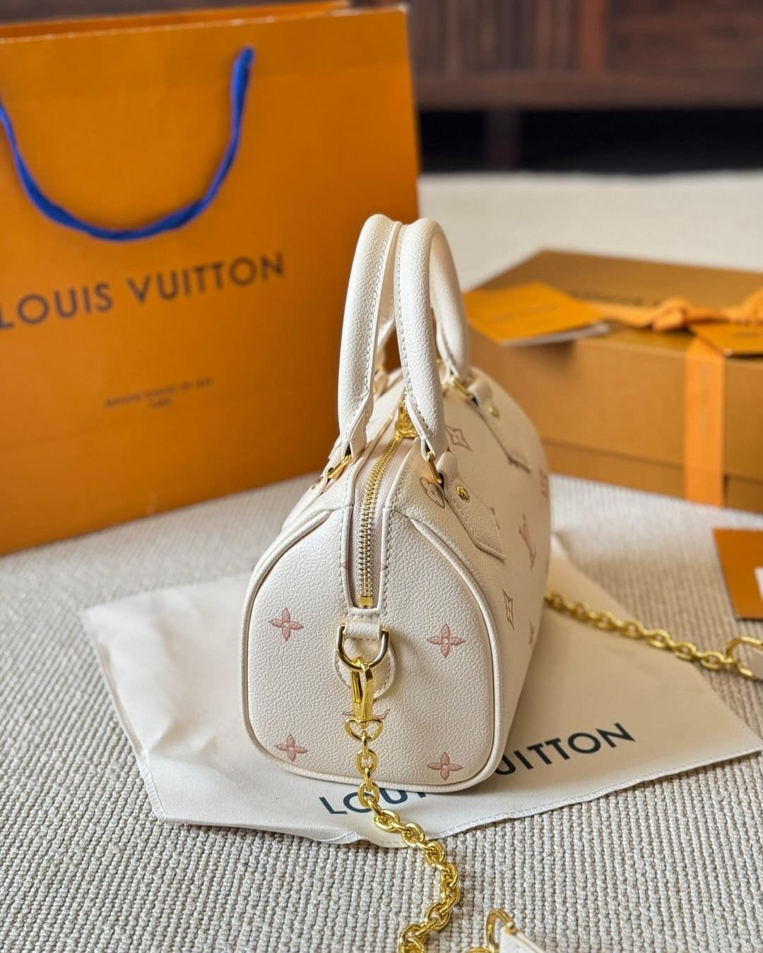 Louis Vuitton M14291 Speedy Bandoulière 20