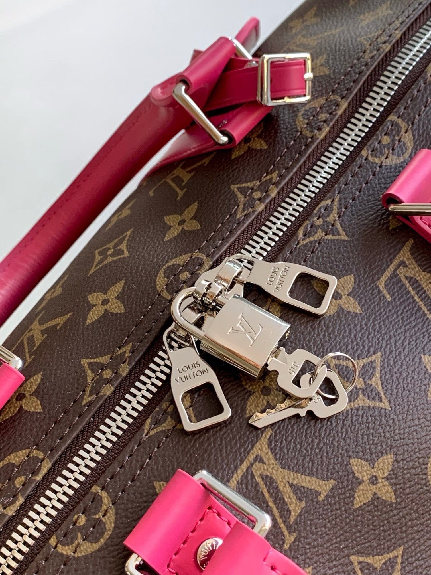 Louis Vuitton M46773 Keepall Bandoulière 50