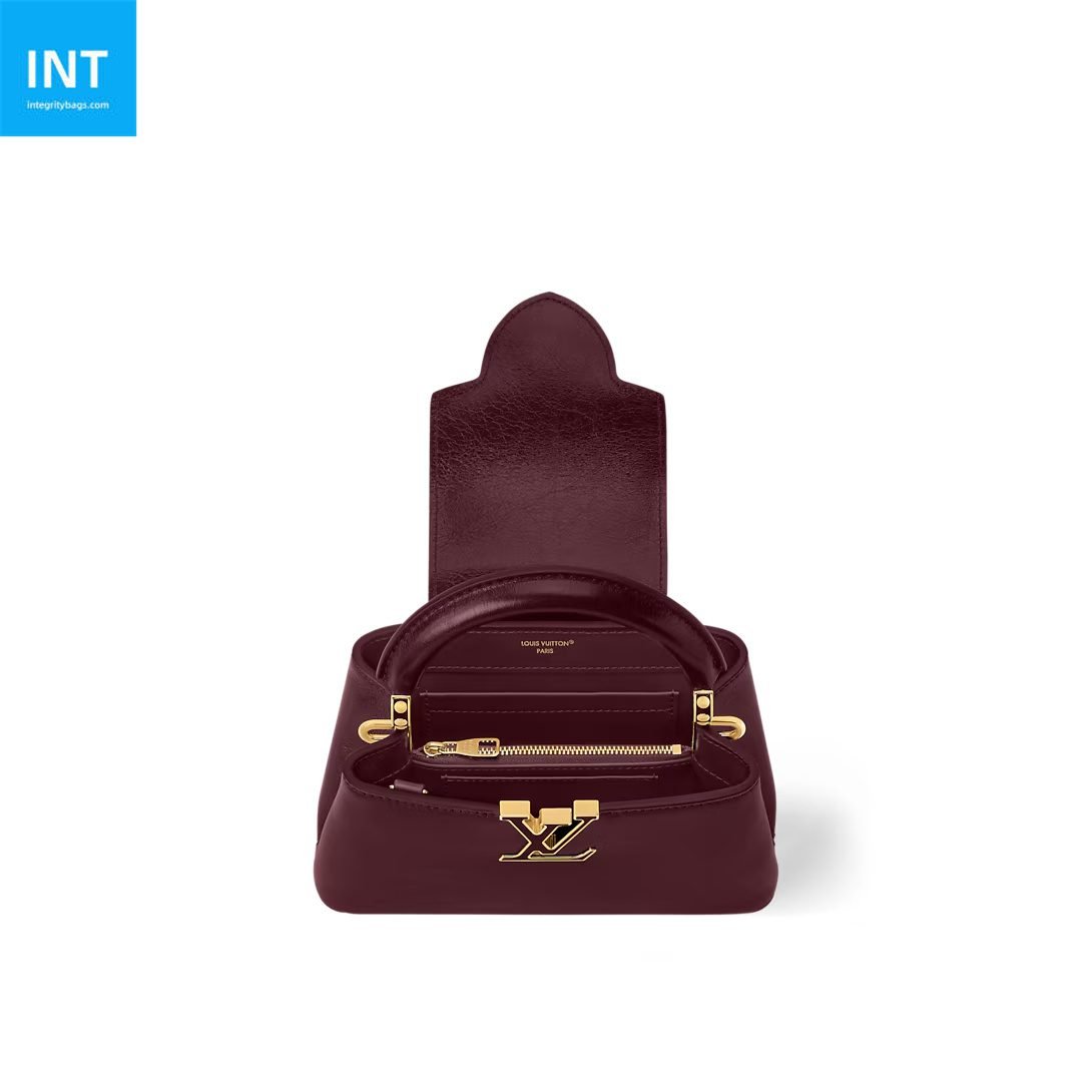 Louis Vuitton M25473 Capucines East-West Mini