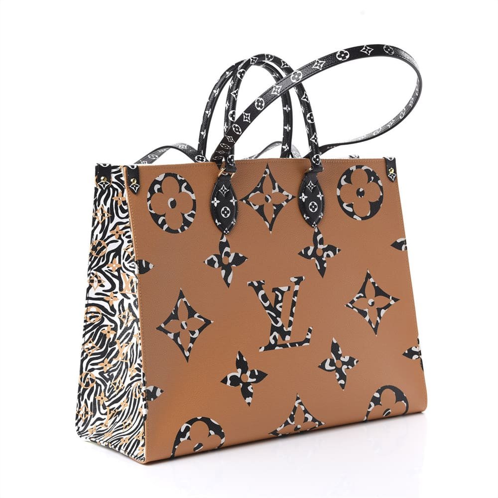 Louis Vuitton Monogram Giant Jungle Onthego GM Ivory