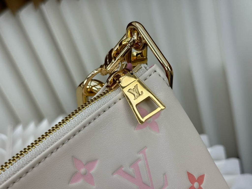 Louis Vuitton M25110 Coussin PM