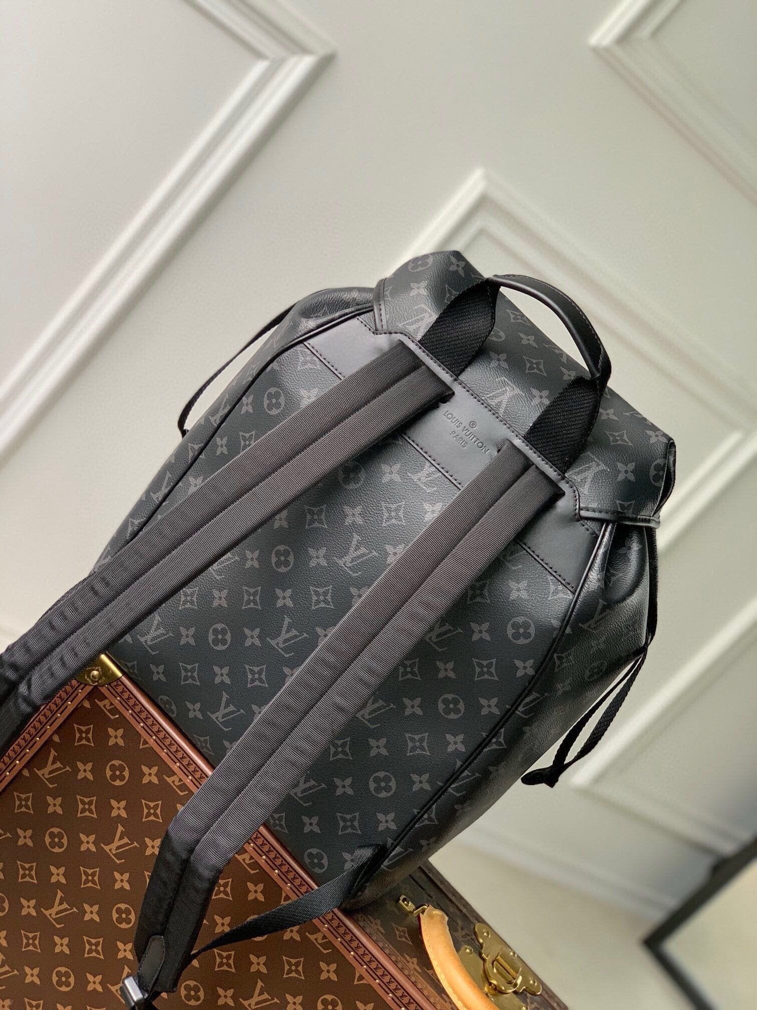 Louis Vuitton M46683 Montsouris Backpack