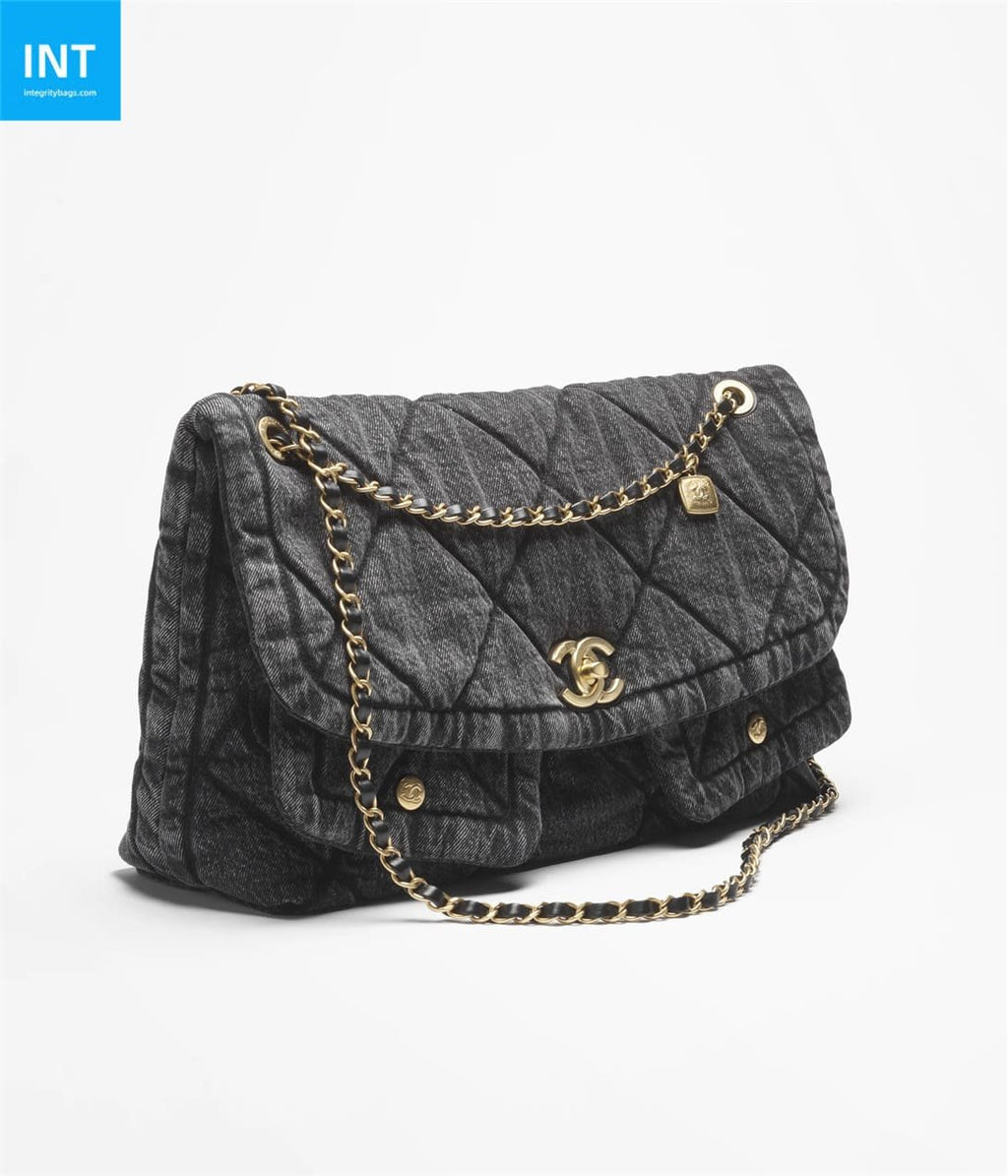 Chanel Large flap pocket