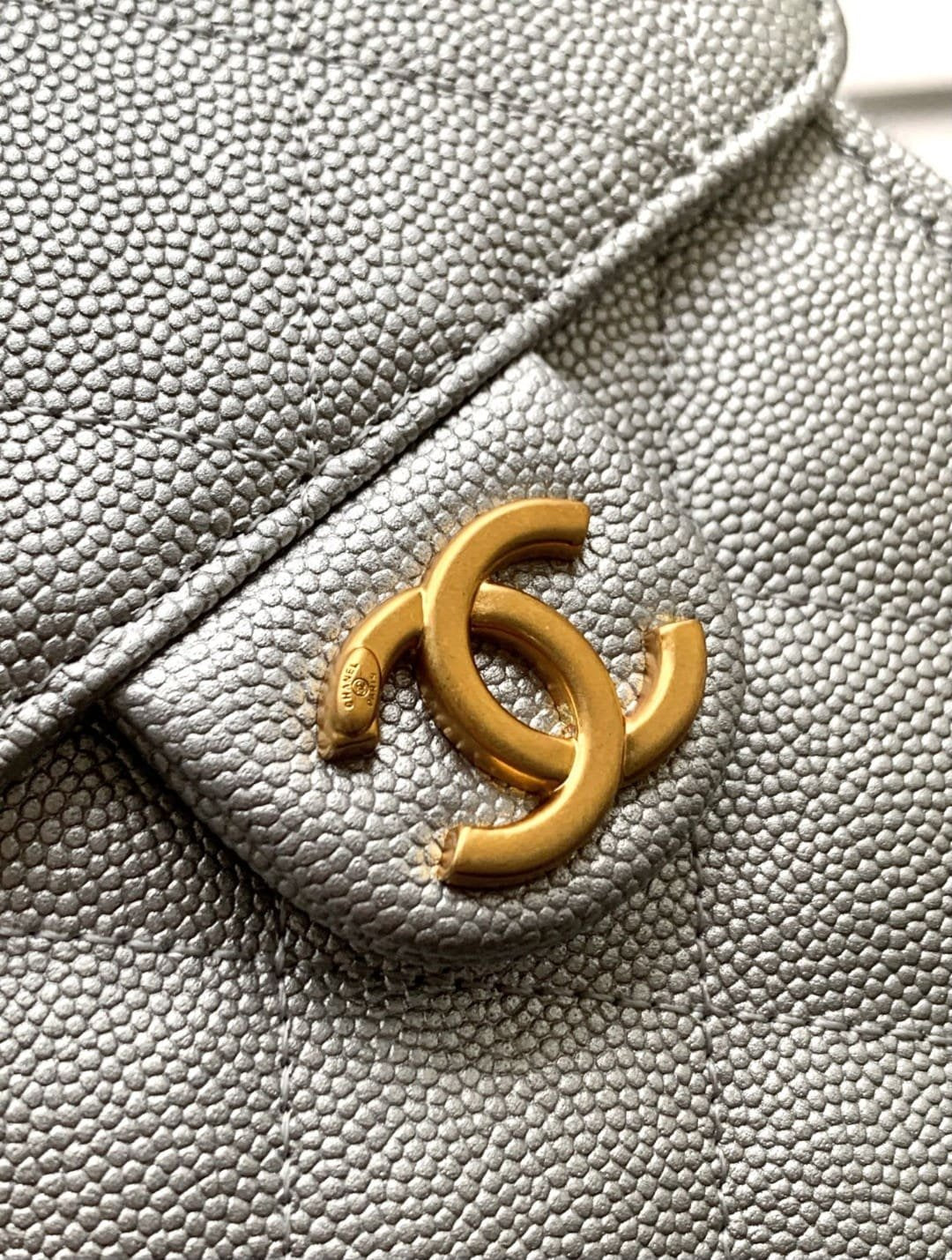 CHANEL 25 Small Handbag