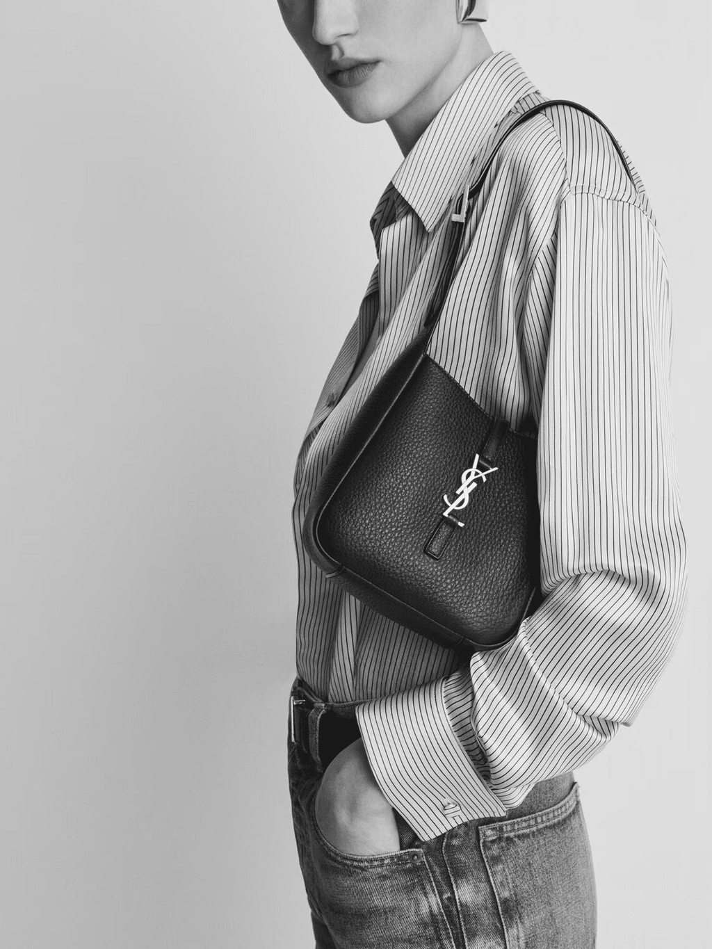Saint Laurent LE 5 À 7 supple baby in grained leather