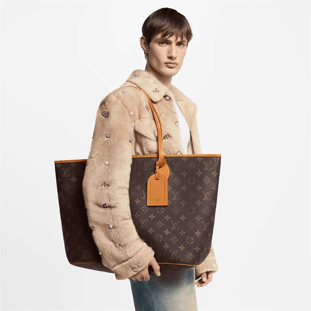 Louis Vuitton M14023 Nevereverfull