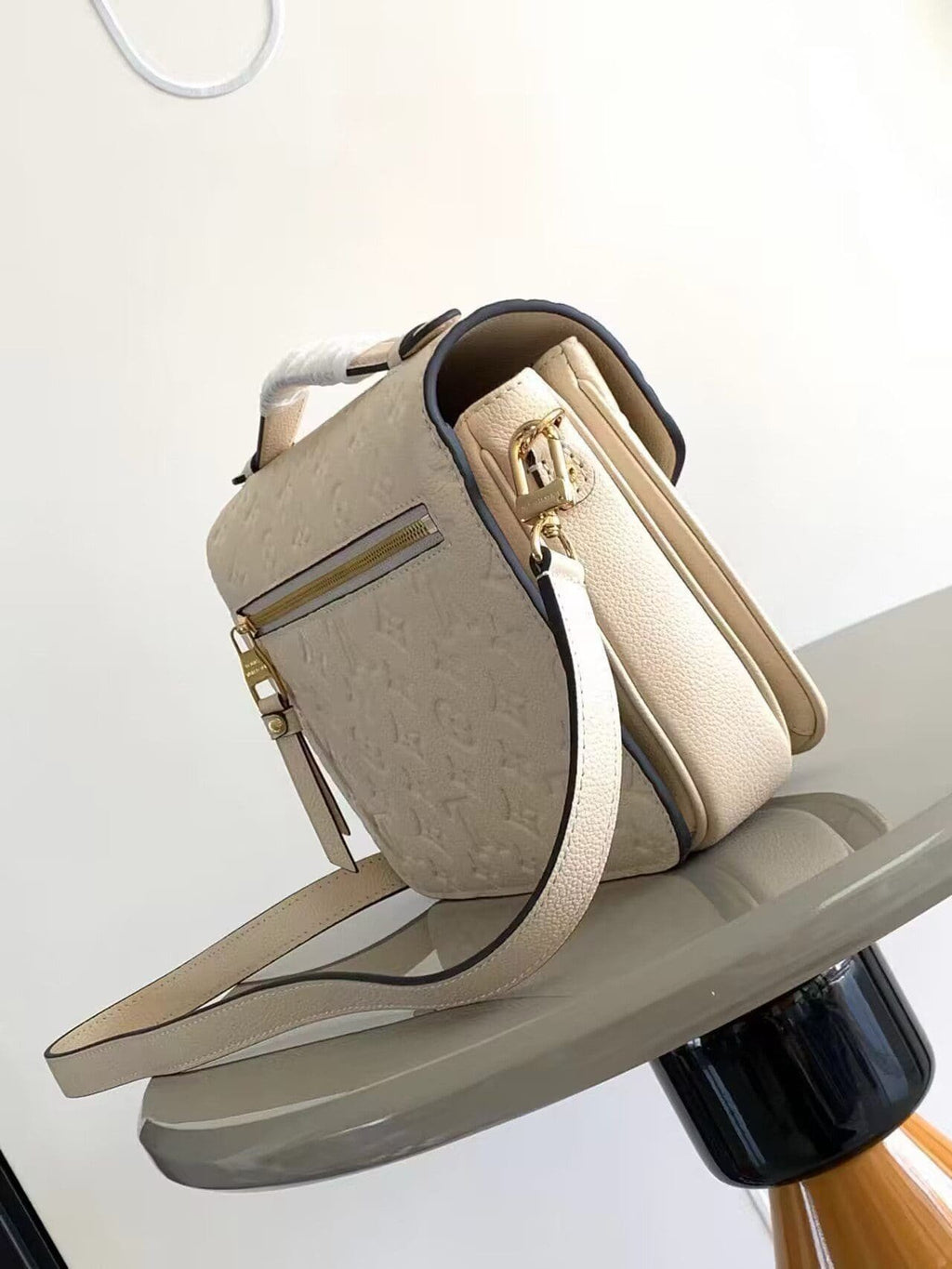 Louis Vuitton M44881 Pochette Métis